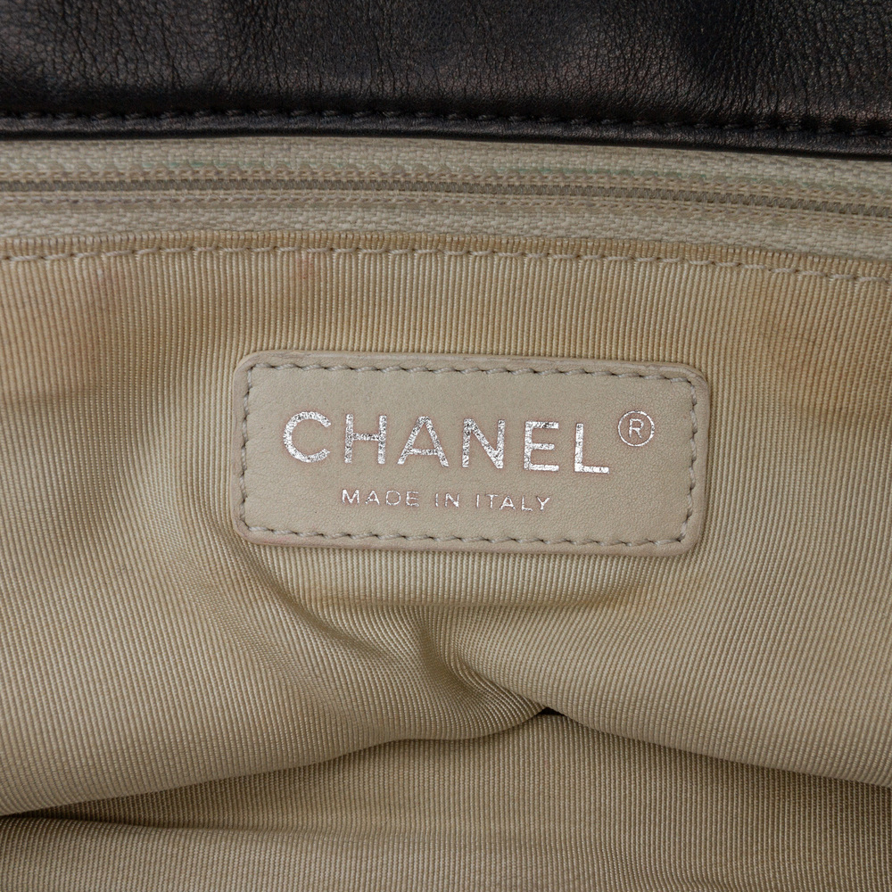 Pre-Loved Chanel Jumbo Calfskin Canebiers Net Flap - Picture 5 of 9
